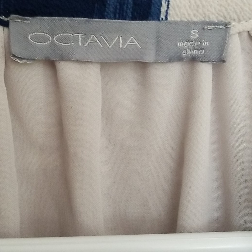 Octavia Pocketed Striped Maxi Dress - Picture 4 of 8